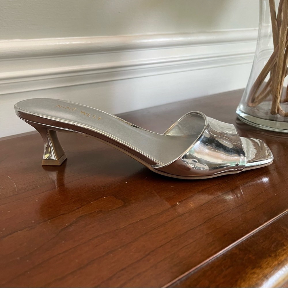 Nine West Silver Kitten Mules Size 7